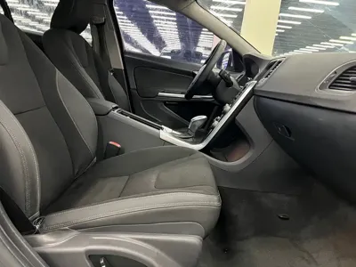 Volvo S60 (Import)