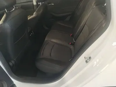Roewe i5