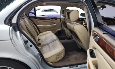 Jaguar XJ
