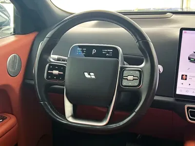 Li Auto Li L8