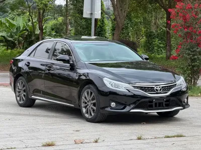 Toyota Reiz