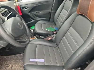Peugeot 301