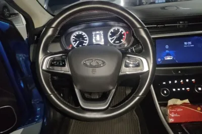 Chery Arrizo 5