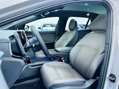 Hongqi Hongqi EH7