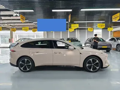 Nio ET5T