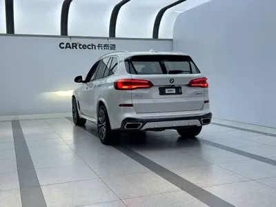 BMW X5 (Import)