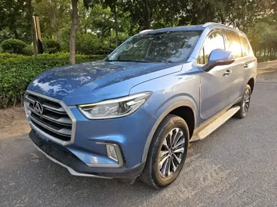 大通 D90
