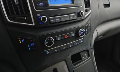 Hyundai Starex