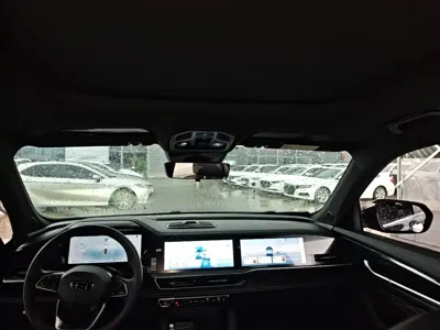 Geely Xingyue L