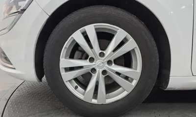 Renault-KoreaSamsung SM6
