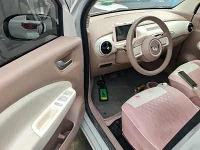 Wuling MINIEV