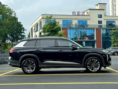 Audi Q6