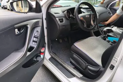 Hyundai Elantra (5th Generation