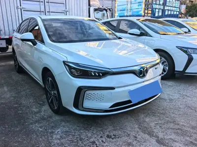 BAIC EU5
