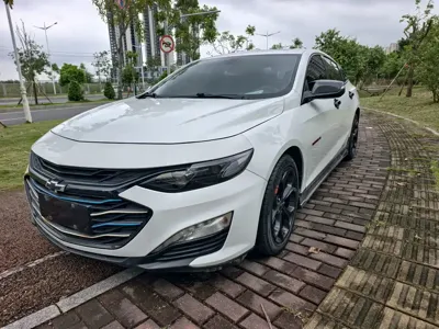 Chevrolet Malibu XL