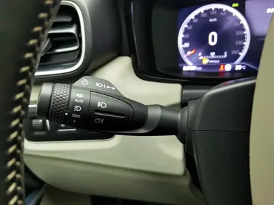 Lynk & Co 02