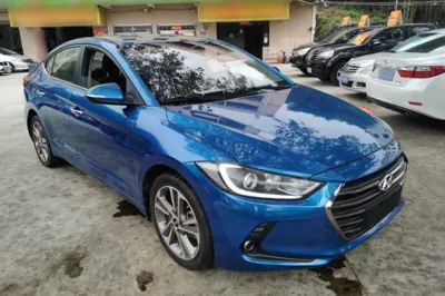 Hyundai Elantra (6th Generation