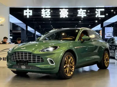 Aston Martin DBX
