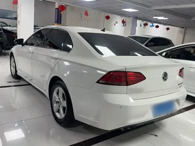 Volkswagen Lamando