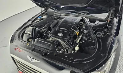 Hyundai Genesis