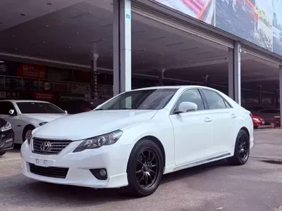 Toyota Reiz