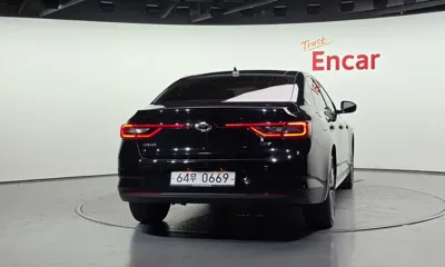 Renault-KoreaSamsung SM6