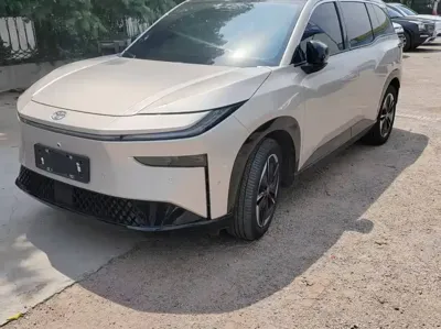 Toyota 铂智3X