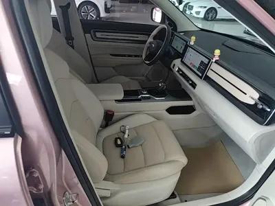 Geely ICON