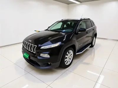 Jeep Cherokee (Import)