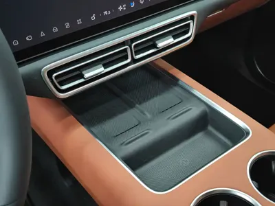 Li Auto Li L6
