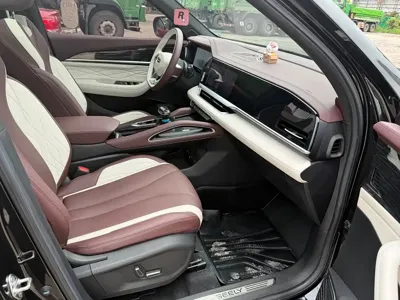 Geely Xingyue L
