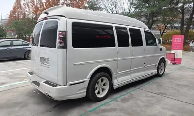 Chevrolet Express Van