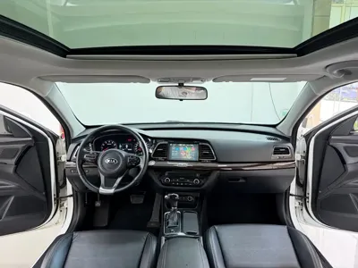 Kia K4