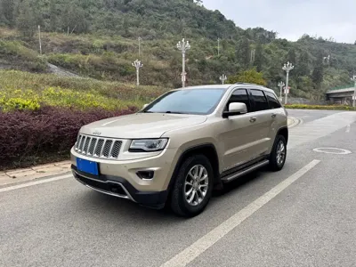 Jeep Grand Cherokee (Import)