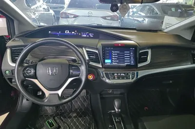 Honda Jade
