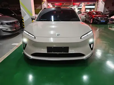 Nio ET5
