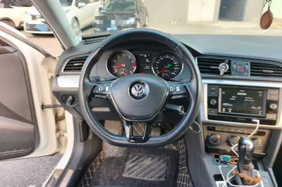 Volkswagen Lamando