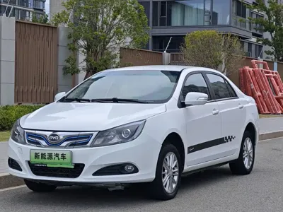 BYD e5
