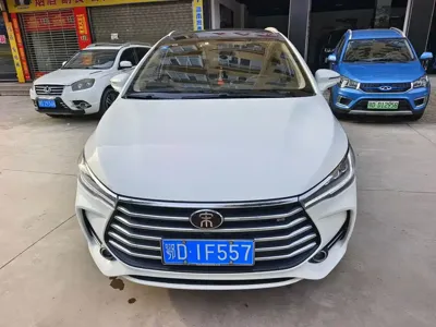 BYD MAX