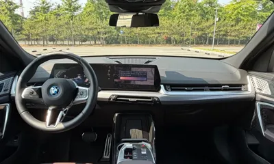 BMW iX2