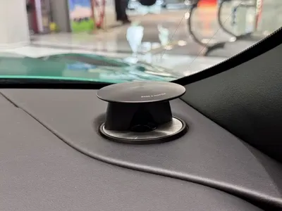 Aston Martin DB11