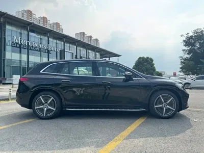 Mercedes-Benz EQS SUV