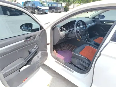 Volkswagen Lamando