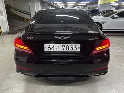 Genesis G70