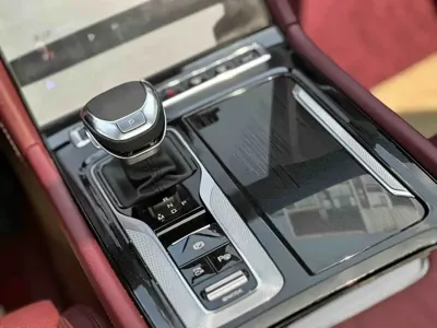 Hongqi Hongqi H5