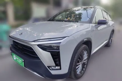 Nio ES8