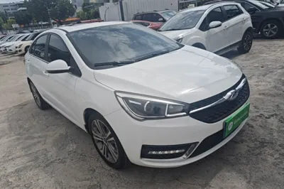 Chery Arrizo 5