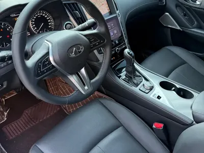 Infiniti Q50L