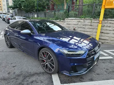 Audi S7
