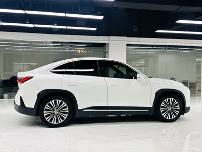 Nio EC6